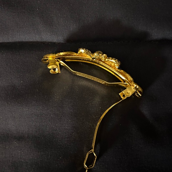 NWOT fancy hair clip with rhinestones - Picture 2 of 3